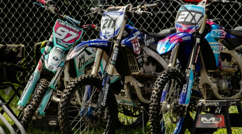 Dirt bike et pit bike