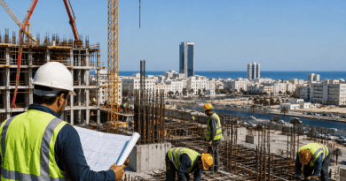BTP en Tunisie : défis et opportunités du secteur en 2026 Chantier BTP en Tunisie avec ouvriers et équipements de construction